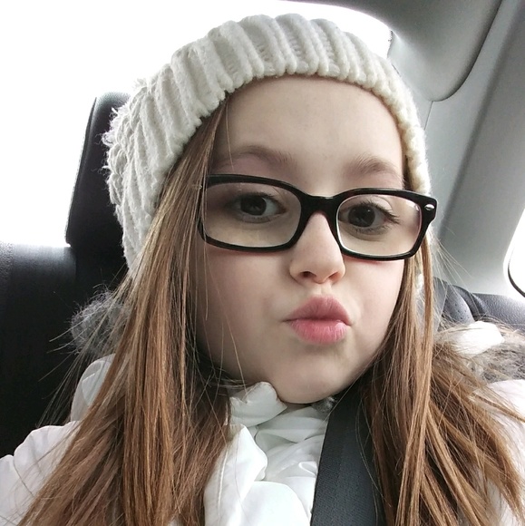 Meet your Posher, Lisa-marie - Picture 1 of 1